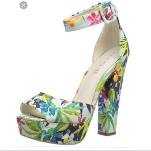 Fun floral heels!